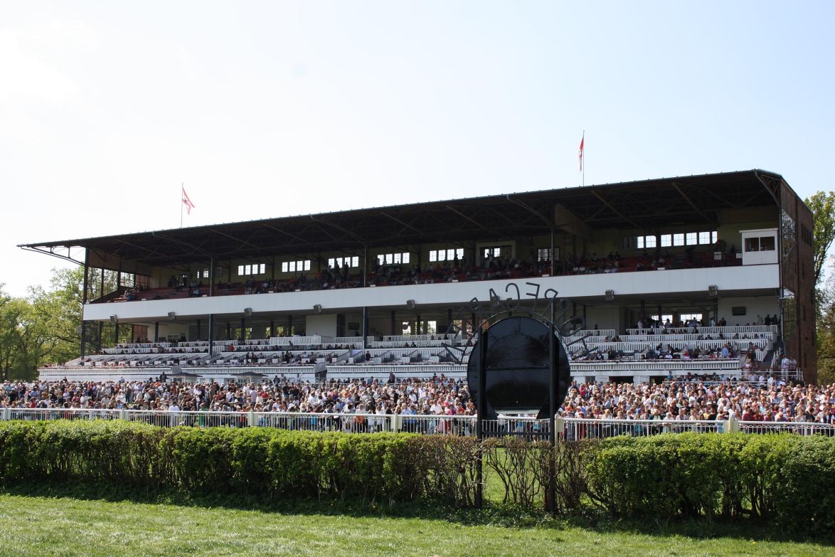 Rennbahn Berlin-Hoppegarten